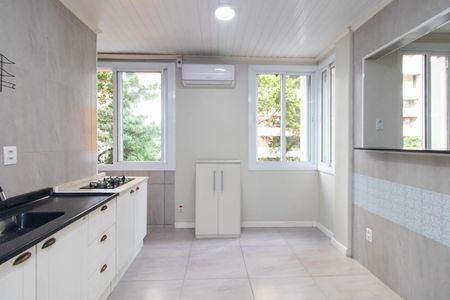 Apartamento à venda com 44m², 1 quarto e sem vaga Apartamento à venda com 44m², 1 quarto e sem vagaCozinha e Área de Serviço