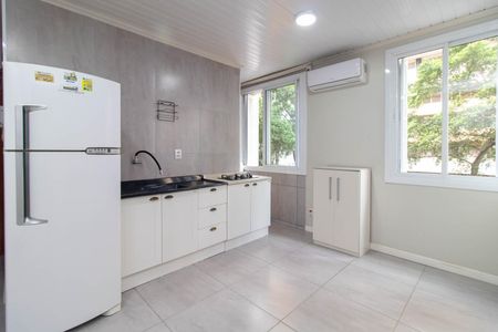 Apartamento à venda com 44m², 1 quarto e sem vaga Apartamento à venda com 44m², 1 quarto e sem vagaCozinha e Área de Serviço