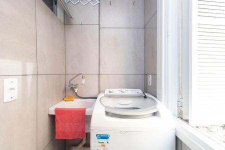 Apartamento à venda com 44m², 1 quarto e sem vaga Apartamento à venda com 44m², 1 quarto e sem vagaCozinha e Área de Serviço