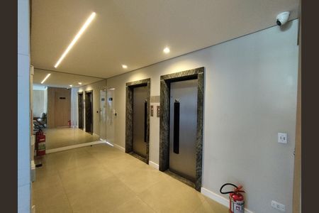 Apartamento à venda com 62m², 2 quartos e 1 vaga Apartamento à venda com 62m², 2 quartos e 1 vagaElevador