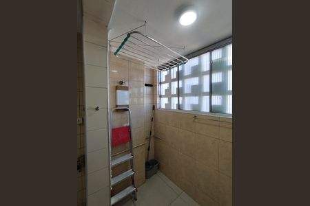 Apartamento à venda com 62m², 2 quartos e 1 vaga Apartamento à venda com 62m², 2 quartos e 1 vagaÁrea de Serviço