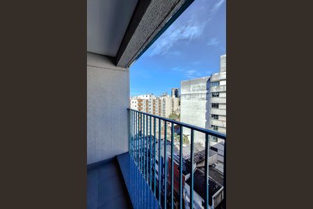Studio à venda com 24m², 1 quarto e sem vaga Studio à venda com 24m², 1 quarto e sem vagaVaranda