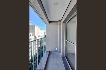 Studio à venda com 24m², 1 quarto e sem vaga Studio à venda com 24m², 1 quarto e sem vagaVaranda