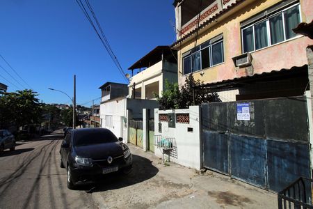 Fachada da casa de casa para alugar com 2 quartos, 70m² em Vista Alegre, Rio de Janeiro