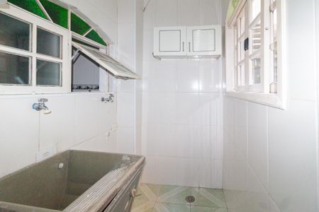 Área de Serviço de casa de condomínio para alugar com 3 quartos, 96m² em Vila da Oportunidade, Carapicuíba