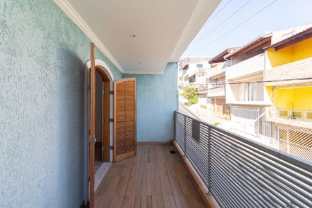 Sacada da Suíte 1 de casa de condomínio para alugar com 3 quartos, 96m² em Vila da Oportunidade, Carapicuíba