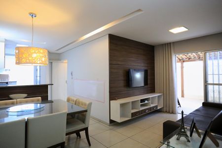 Apartamento à venda com 2 quartos, 86m² em União, Belo Horizonte