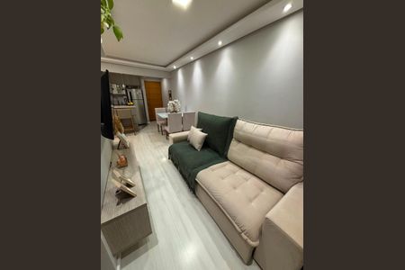 Sala de apartamento para alugar com 2 quartos, 75m² em Jardim California, Jacareí