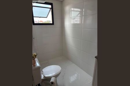 Apartamento para alugar com 75m², 2 quartos e 1 vaga Apartamento para alugar com 75m², 2 quartos e 1 vagaBanheiro