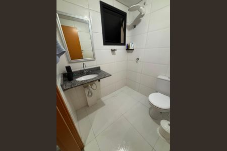 Apartamento para alugar com 75m², 2 quartos e 1 vaga Apartamento para alugar com 75m², 2 quartos e 1 vagaBanheiro