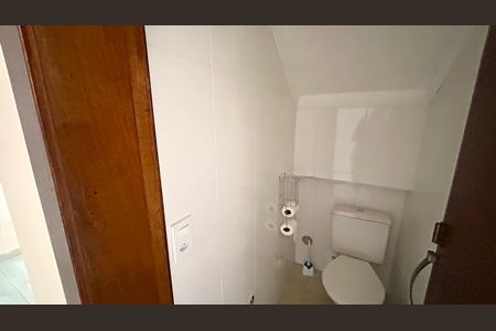 Casa para alugar com 125m², 2 quartos e 2 vagasLavabo
