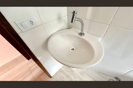 Casa para alugar com 125m², 2 quartos e 2 vagasBanheiro da Suíte 1