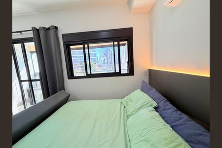 Studio para alugar com 28m², 1 quarto e 1 vaga Studio para alugar com 28m², 1 quarto e 1 vagaStudio