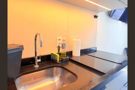 Studio para alugar com 28m², 1 quarto e 1 vaga Studio para alugar com 28m², 1 quarto e 1 vagaStudio