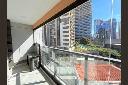 Studio para alugar com 28m², 1 quarto e 1 vaga Studio para alugar com 28m², 1 quarto e 1 vagaStudio