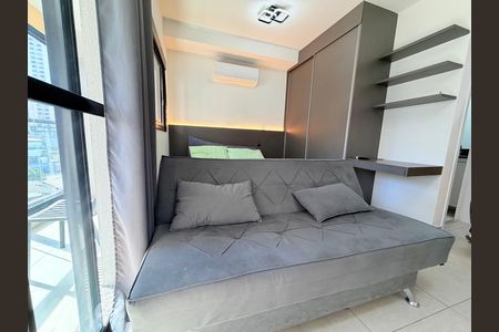 Studio para alugar com 28m², 1 quarto e 1 vaga Studio para alugar com 28m², 1 quarto e 1 vagaStudio