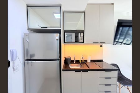 Studio para alugar com 28m², 1 quarto e 1 vaga Studio para alugar com 28m², 1 quarto e 1 vagaStudio