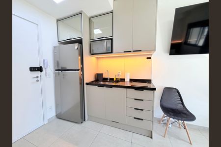 Studio para alugar com 28m², 1 quarto e 1 vaga Studio para alugar com 28m², 1 quarto e 1 vagaStudio