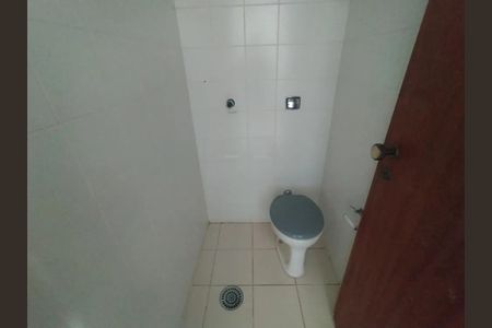 Apartamento para alugar com 310m², 4 quartos e 1 vaga Apartamento para alugar com 310m², 4 quartos e 1 vagaBanheiro de serviço