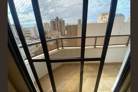 Apartamento para alugar com 310m², 4 quartos e 1 vaga Apartamento para alugar com 310m², 4 quartos e 1 vagaVaranda do Quarto 4