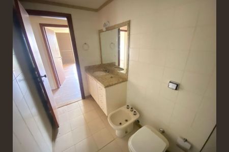 Apartamento para alugar com 310m², 4 quartos e 1 vaga Apartamento para alugar com 310m², 4 quartos e 1 vagaBanheiro 1
