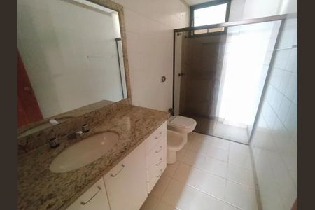 Apartamento para alugar com 310m², 4 quartos e 1 vaga Apartamento para alugar com 310m², 4 quartos e 1 vagaBanheiro 1