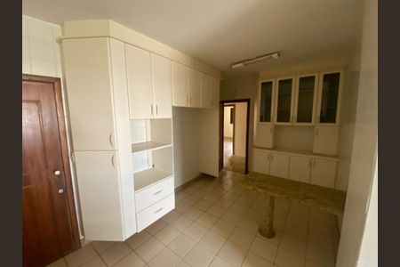 Cozinha de apartamento para alugar com 4 quartos, 310m² em Osvaldo, Uberlândia