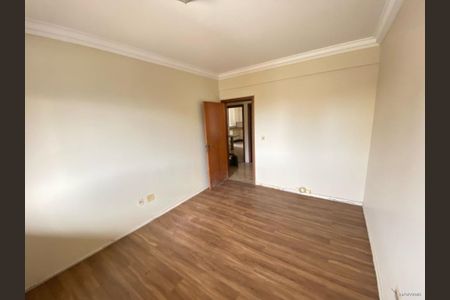 Apartamento para alugar com 310m², 4 quartos e 1 vaga Apartamento para alugar com 310m², 4 quartos e 1 vagaQuarto 2