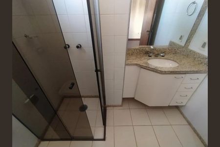 Apartamento para alugar com 310m², 4 quartos e 1 vaga Apartamento para alugar com 310m², 4 quartos e 1 vagaBanheiro 2