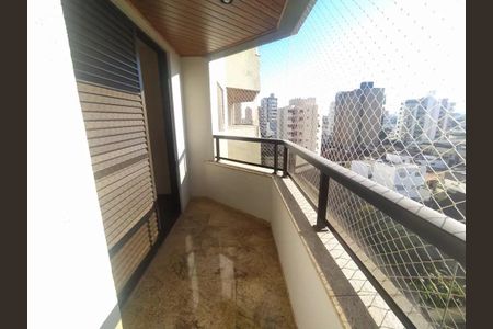 Apartamento para alugar com 310m², 4 quartos e 1 vaga Apartamento para alugar com 310m², 4 quartos e 1 vagaVaranda