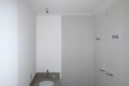 Apartamento à venda com 46m², 2 quartos e 1 vaga Apartamento à venda com 46m², 2 quartos e 1 vagaBanheiro Social