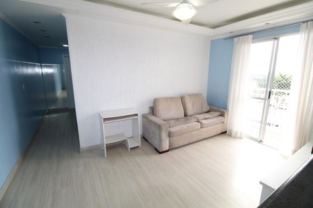 Apartamento para alugar com 72m², 2 quartos e 1 vagaSala