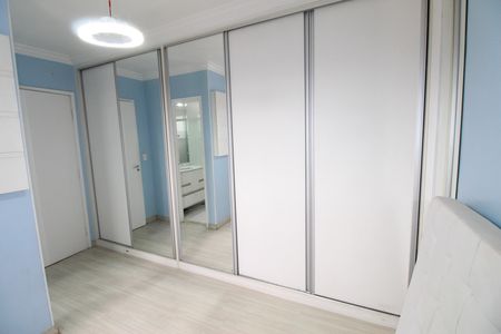 Apartamento para alugar com 72m², 2 quartos e 1 vagaSuíte