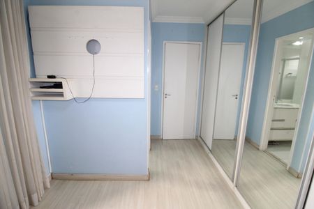 Apartamento para alugar com 72m², 2 quartos e 1 vagaSuíte