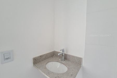 Apartamento à venda com 46m², 2 quartos e 1 vaga Apartamento à venda com 46m², 2 quartos e 1 vagaBanheiro da Suíte