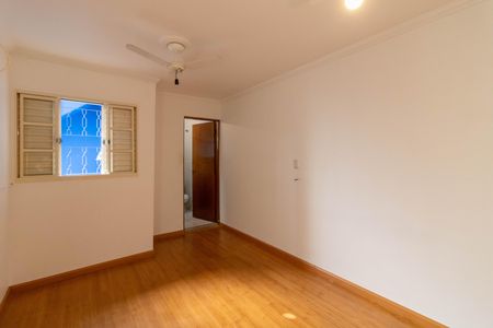 Suíte de casa para alugar com 3 quartos, 150m² em Vila Galvão, Guarulhos