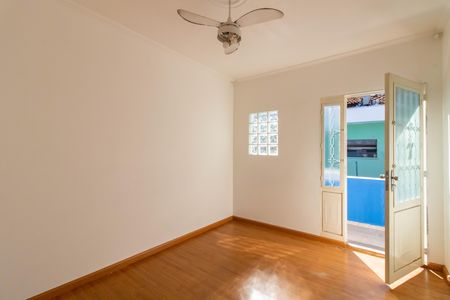 Casa para alugar com 150m², 3 quartos e 1 vaga Casa para alugar com 150m², 3 quartos e 1 vagaCopa / Quarto 3 reversivel