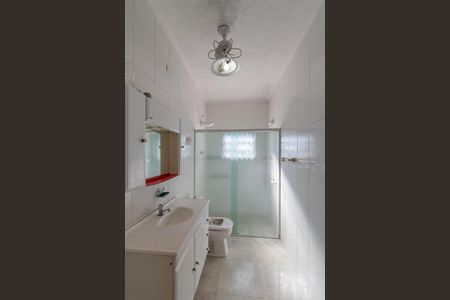 Casa para alugar com 150m², 3 quartos e 1 vaga Casa para alugar com 150m², 3 quartos e 1 vagaBanheiro