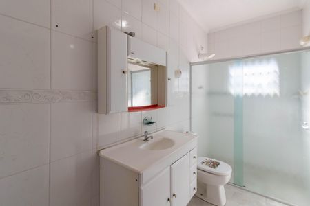 Casa para alugar com 150m², 3 quartos e 1 vaga Casa para alugar com 150m², 3 quartos e 1 vagaBanheiro