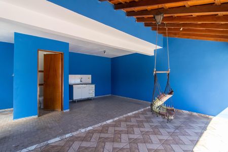 Casa para alugar com 150m², 3 quartos e 1 vaga Casa para alugar com 150m², 3 quartos e 1 vagaTerraço