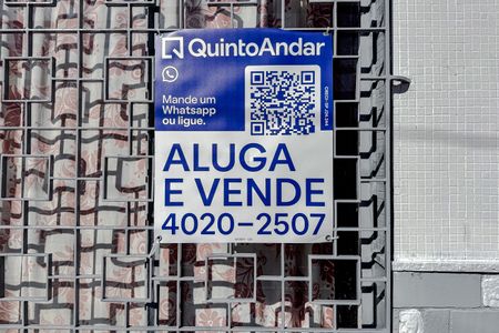 Placa de casa para alugar com 4 quartos, 248m² em Vila Bertioga, São Paulo