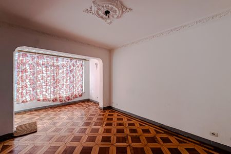 Sala de casa à venda com 4 quartos, 248m² em Vila Bertioga, São Paulo
