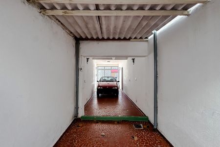 Garagem de casa para alugar com 4 quartos, 248m² em Vila Bertioga, São Paulo