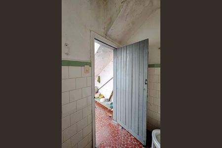 Área de Serviço de casa para alugar com 4 quartos, 248m² em Vila Bertioga, São Paulo