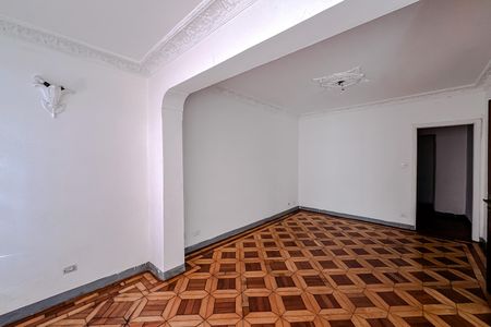 Sala de casa à venda com 4 quartos, 248m² em Vila Bertioga, São Paulo