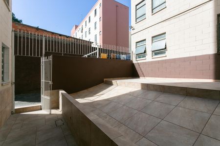 Apartamento para alugar com 45m², 2 quartos e sem vagaÁrea comum 