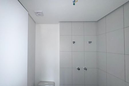 Apartamento à venda com 92m², 2 quartos e 1 vaga Apartamento à venda com 92m², 2 quartos e 1 vagaBanheiro - Suíte