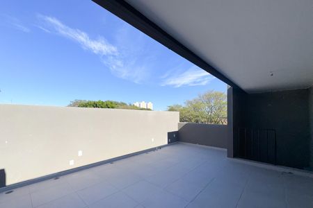 Apartamento à venda com 92m², 2 quartos e 1 vaga Apartamento à venda com 92m², 2 quartos e 1 vagaCobertura