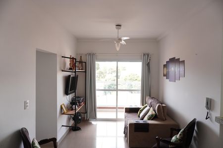 Sala de apartamento para alugar com 3 quartos, 82m² em Centro, São Carlos