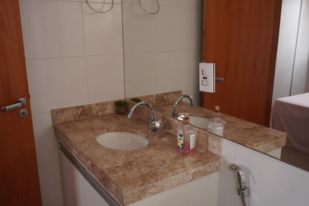 Apartamento para alugar com 82m², 3 quartos e 2 vagasBanheiro da Suíte